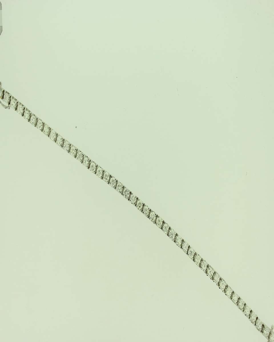 18KW GOLD DIAMOND BRACELET